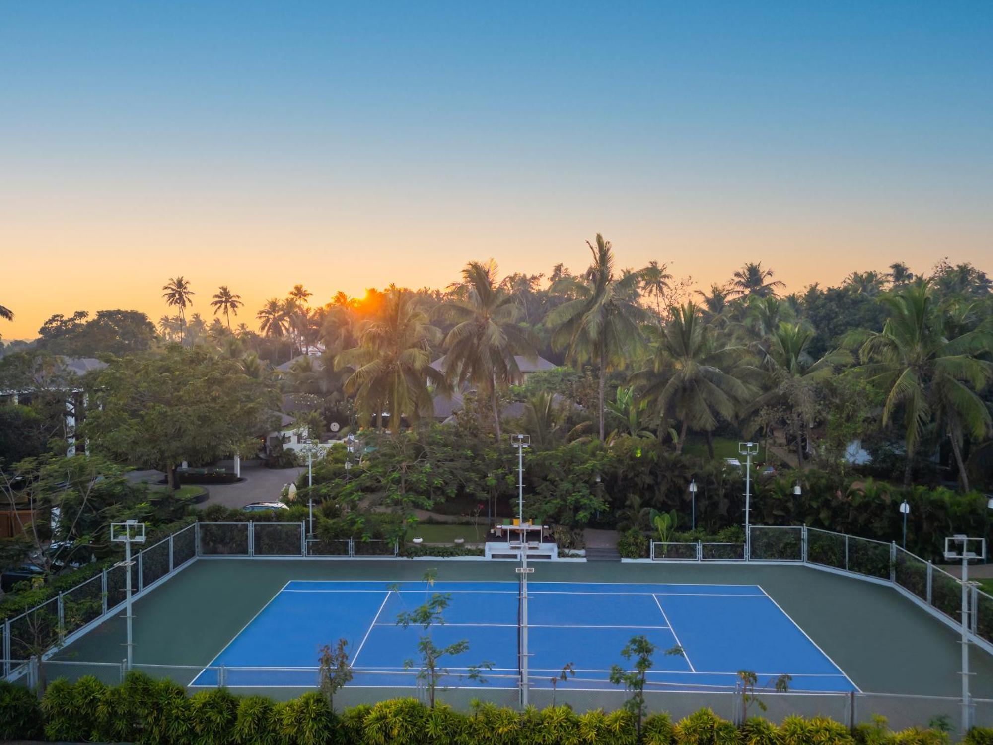 Baale Resort Goa Arpora Exterior foto